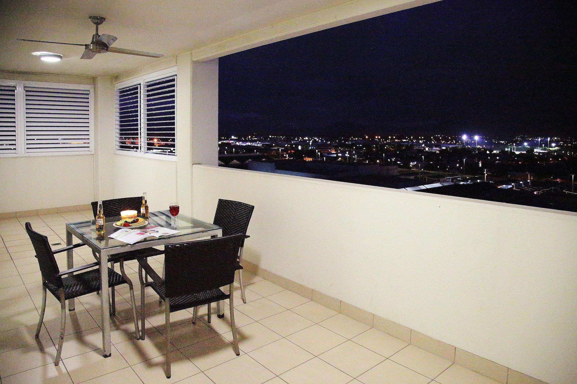 Cairns Central Plaza Apartment Hotel Official Esterno foto